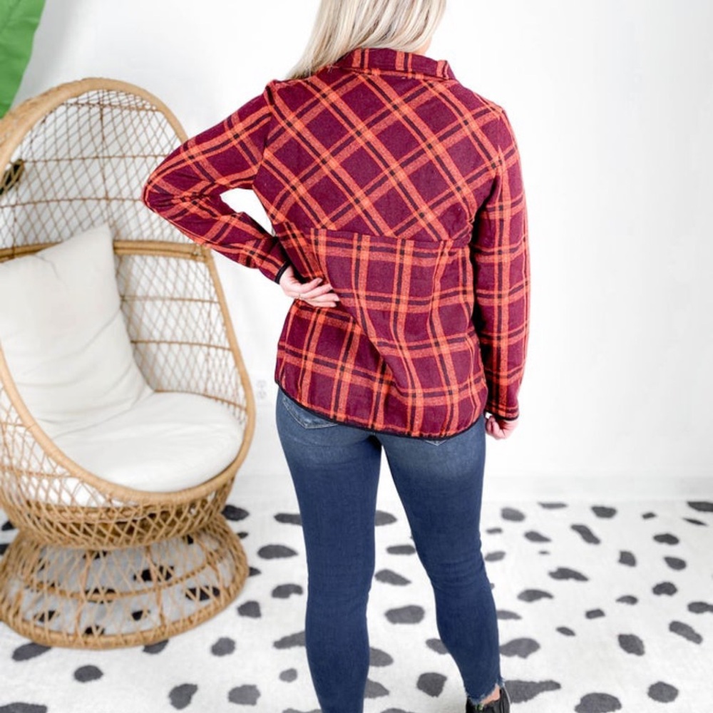 Half zip plaid pullover - Picture 2 of 5